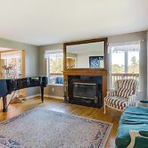 Federal Way Vacation Rental: Bay & Mountain Views!