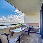 Tropical Hudson Retreat w/ Pool & Tennis Courts!