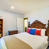 Charming Poulsbo Retreat: Hood Canal Views!