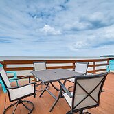 Cozy Irondequoit Home on Lake Ontario!