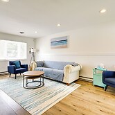 Charming Beach Haven West Home: 1 Mi to Beach!