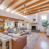 Mtn-view Retreat w/ Hot Tub in New Mexico!