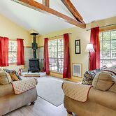 Pools & Ski Access: Lackawaxen Cottage w/ Deck!