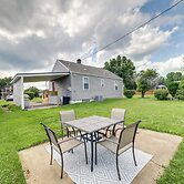 Deck & Patio: Inviting Abode in Natrona Heights!