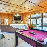 Spacious Coarsegold Getaway ~ 34 Mi to Yosemite!