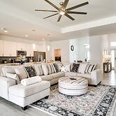 Comfy Lehigh Acres Getaway w/ Yard & Fireplace