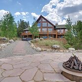 Alma Mountain Getaway w/ Private Hot Tub & Views
