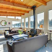 Gorgeous Allyn Getaway - No-bank Waterfront!