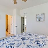 9 Mi to Airport: Pet-friendly Aurora Home w/ Deck