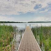 Kayaks & Dock: Lakefront Retreat in Alexandria