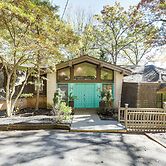 Spacious King of Prussia Home w/ 2 Game Rooms