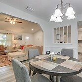 Modern Ocala Oasis w/ Fire Pit + Gas Grill!