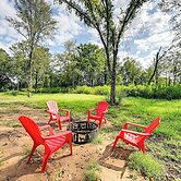 Pet-friendly Broken Bow Cabin Near Lukfata Creek!