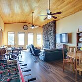 Lakefront Bliss: Coeur D'alene Cabin w/ Dock!