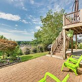 Mountville Rental w/ Private Patio & Gas Grill!