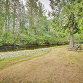 Riverfront Rental w/ Deck: 4 Mi to Wallace Falls!