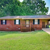 Mississippi Vacation Rental < 1 Mi to Ole Miss