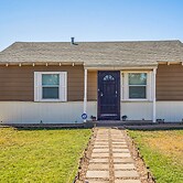 Quaint Midland Home ~ 1 Mi to Downtown!