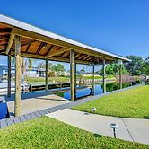 Sebring Serenity: Waterfront Retreat w/ Boat Dock!