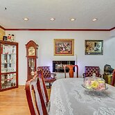 Lawton Home w/ Deck, Near Casinos + Museums!