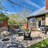 Buena Vista Vacation Home: Hot Tub, Mountain Views