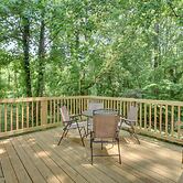 Seneca Vacation Rental < 1 to Lake Keowee Access!