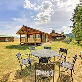 Cozy Farm Cabin - 9 Mi to Trout Creek!
