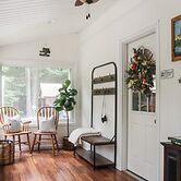 Huguenot Retreat w/ Screened Porch & Lake Access!