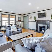 Bright Brevard Home Near Downtown & Trails