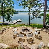 Waterfront Pequot Lakes Cabin: Fire Pit + Views!