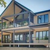 Spacious Michigan Home ~ 6 Mi to Boyne Mountain!