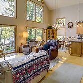 Lakefront Vandalia Home w/ Boat Dock & Gas Grill!