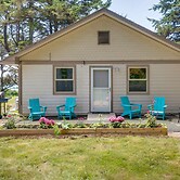 Oceanfront Smith River Cottage: Beach Access!