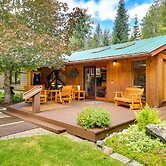 Unique Nordman Retreat 1 Mi to Priest Lake!