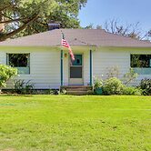 Vintage Cottage by Leaburg Canal w/ Large Yard!