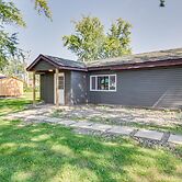 Charming Lake Chautauqua Home: Walk to Water!