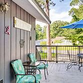 Au Gres Vacation Rental Cabin < 1 Mi to Lake Huron