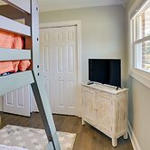 Family-friendly Blacksburg Retreat w/ Playground!