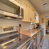 < 1 Mi to Dtwn: Home w/ Deck in Clarkdale!