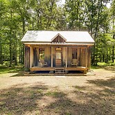 Historic Nature Retreat in Mccomb w/ River Access