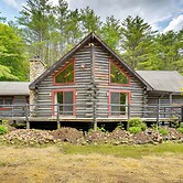 A-frame Log Home w/ Game Room Near Lake George!
