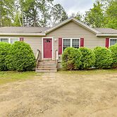 Cozy Campton Home: 10 Mi to Tenney Mountain Resort