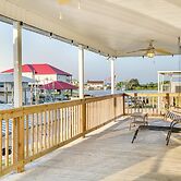 Bayou Bliss: Barataria Waterfront Getaway w/ Dock!