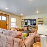 Thermopolis Vacation Rental: Walk to Bighorn River