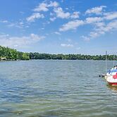 Chippewa Falls Retreat on Lake Wissota w/ 2 Decks!