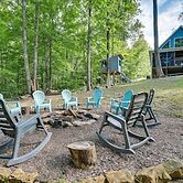 Luxe Kentucky Cabin Rental ~ 36 Mi to Mammoth Cave
