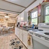 Lakefront Michigan Abode w/ Deck & Fire Pit!