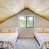 Modern Lakeside Cabin w/ Mountain Views & Hot Tub!