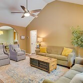 Charming Arkansas Retreat w/ Deck, Near Downtown!