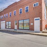 Marlinton Vacation Rental on Riverfront Trail!